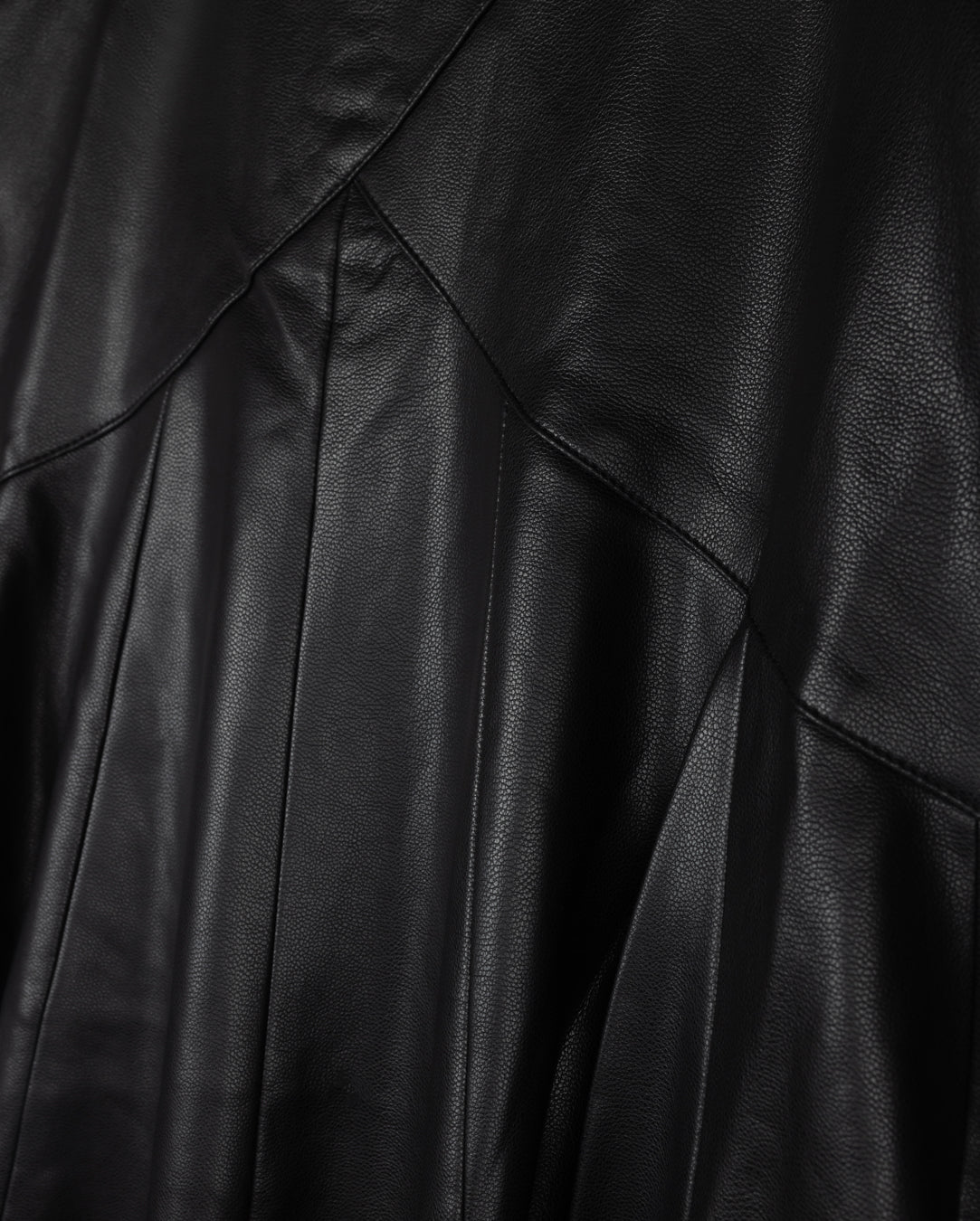 Rounded Cross Over Seam Leather Skirt