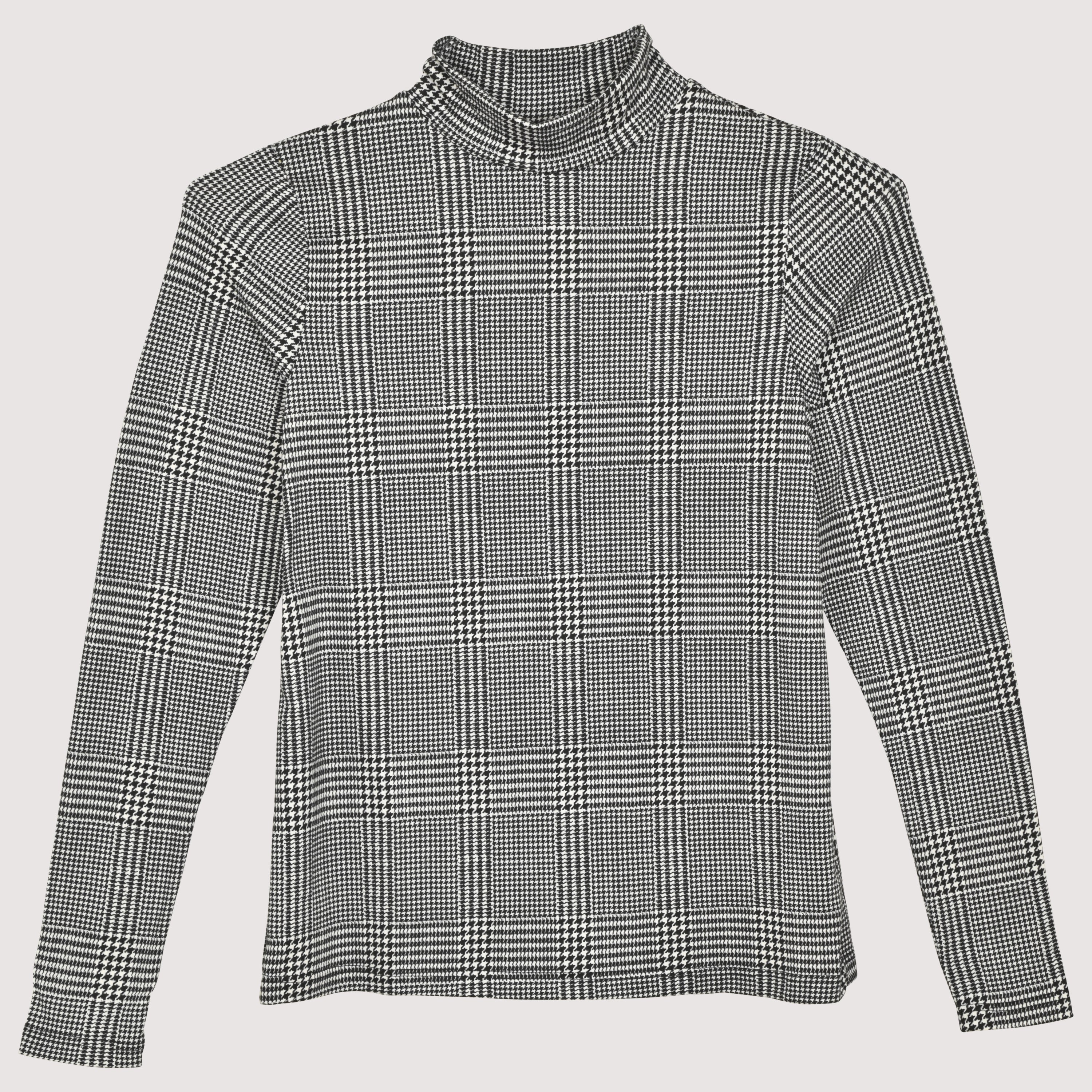 Sunnyside_Turtleneck