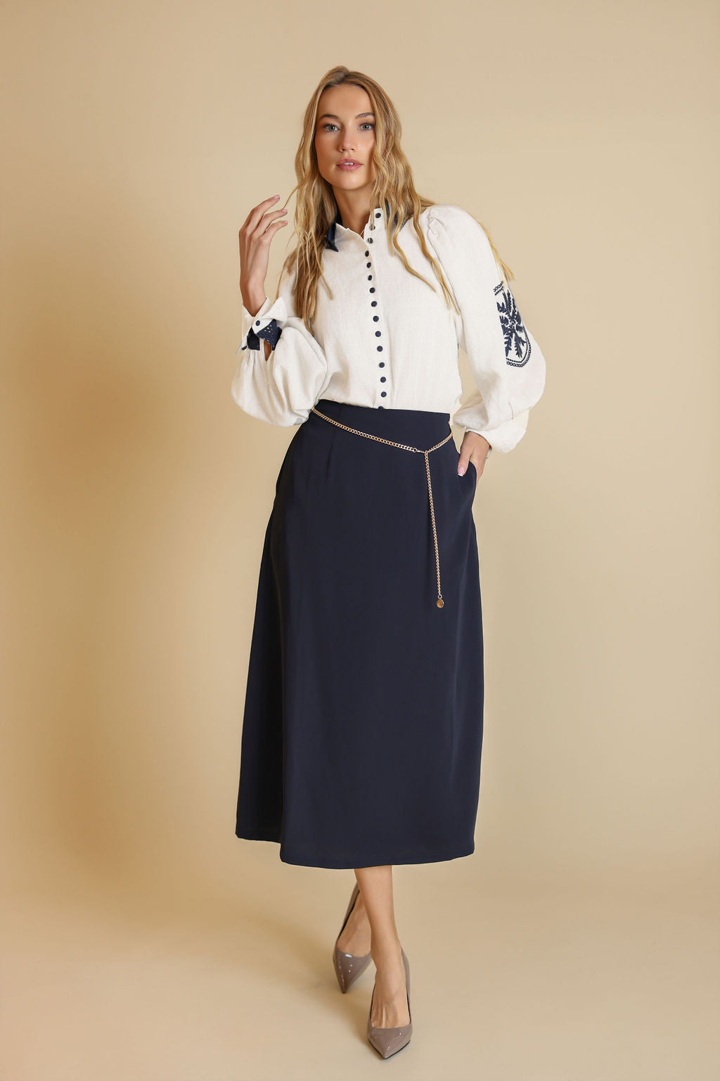 Blouse With Navy Collar - Junees
