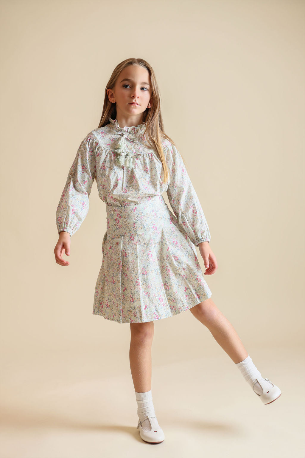 Slater Ruffle Neck Floral Blouse - Junees