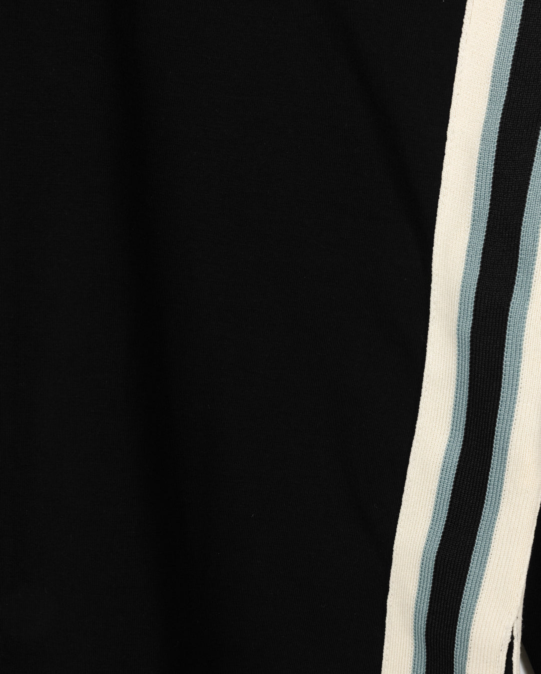 V Stripe T Set