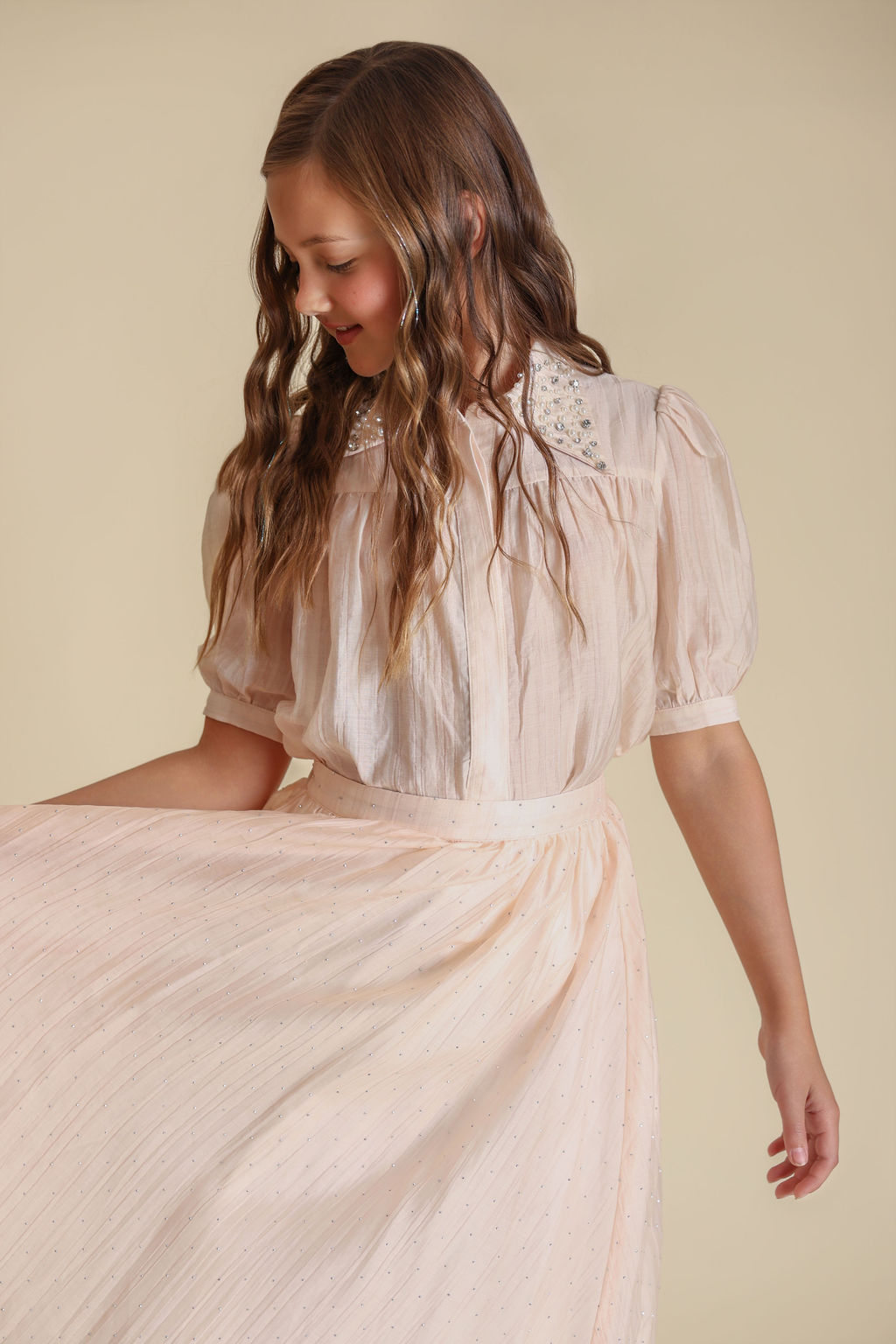 Sprint Diamond Collar Blouse