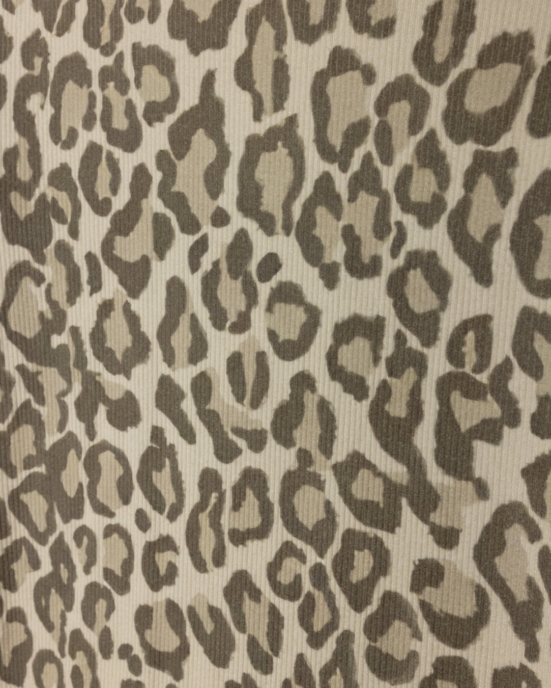 Tess Leopard Turtleneck