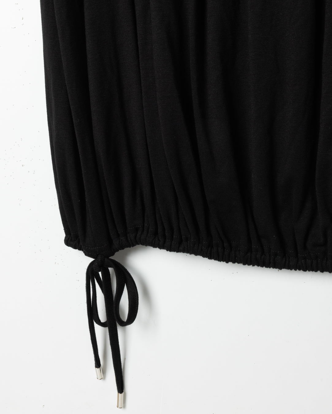 V-Waist Bubble Skirt