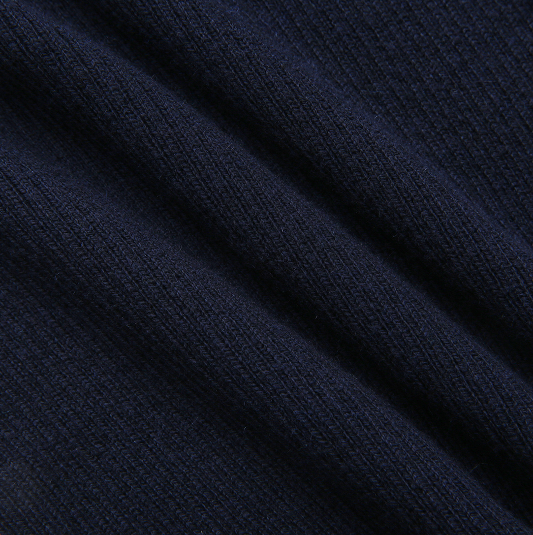 Ribbed Fine Crest Turtlneck
