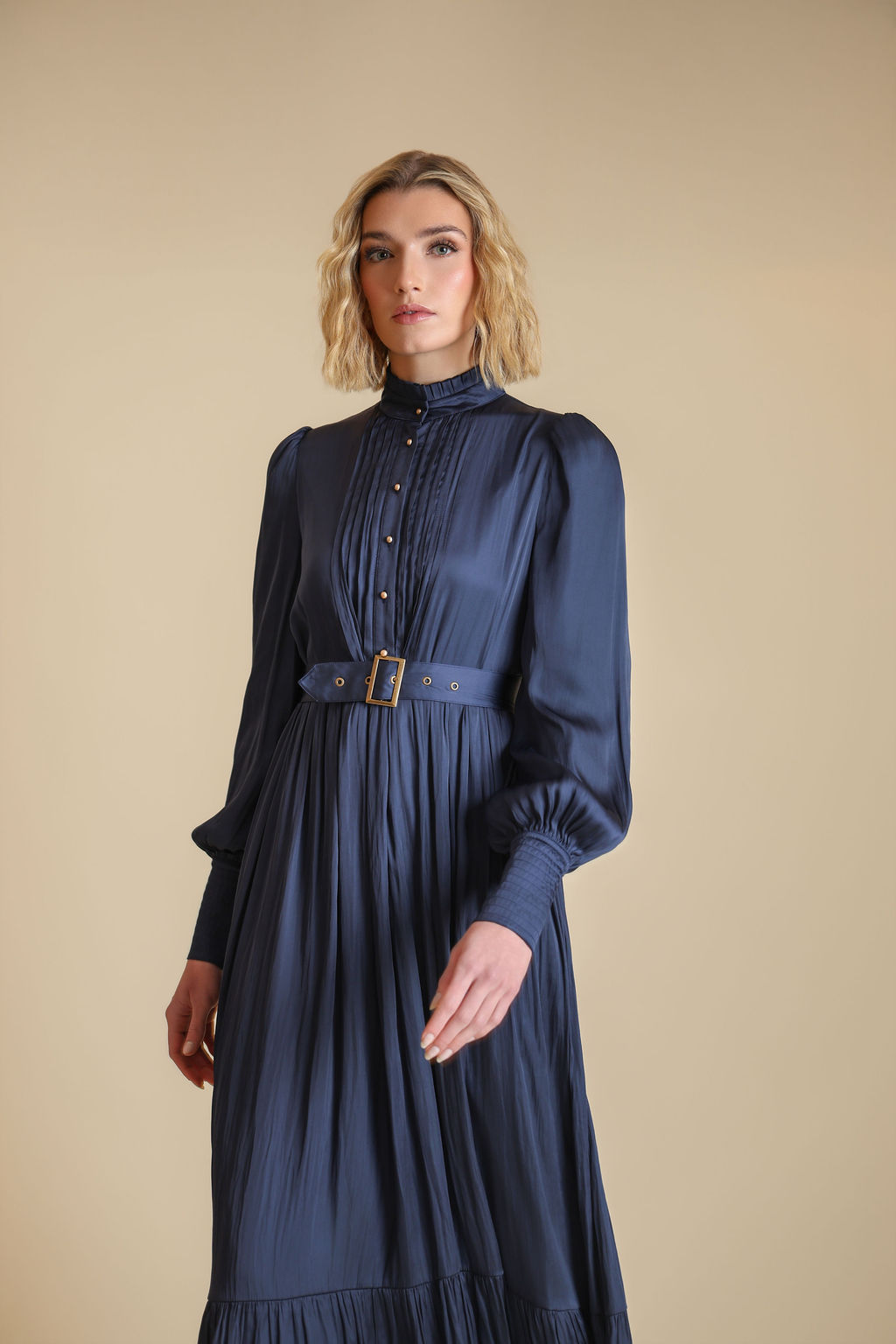 Belt Waisted Bubble Sleeve Dress