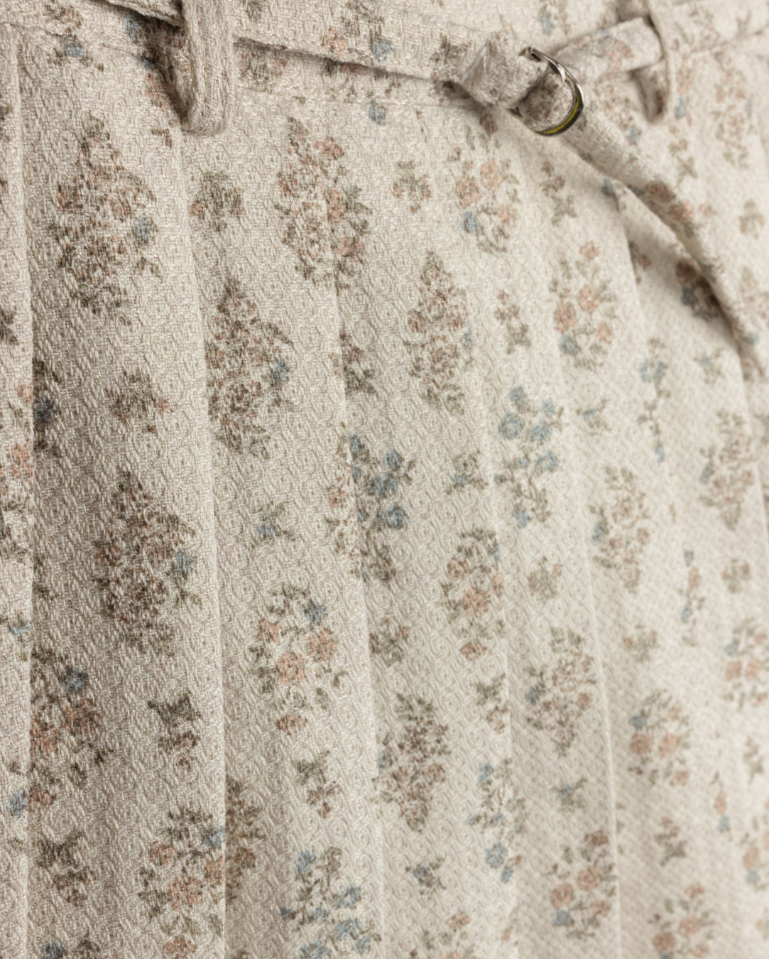 Beam Belted Box Pleated Floral Skirt