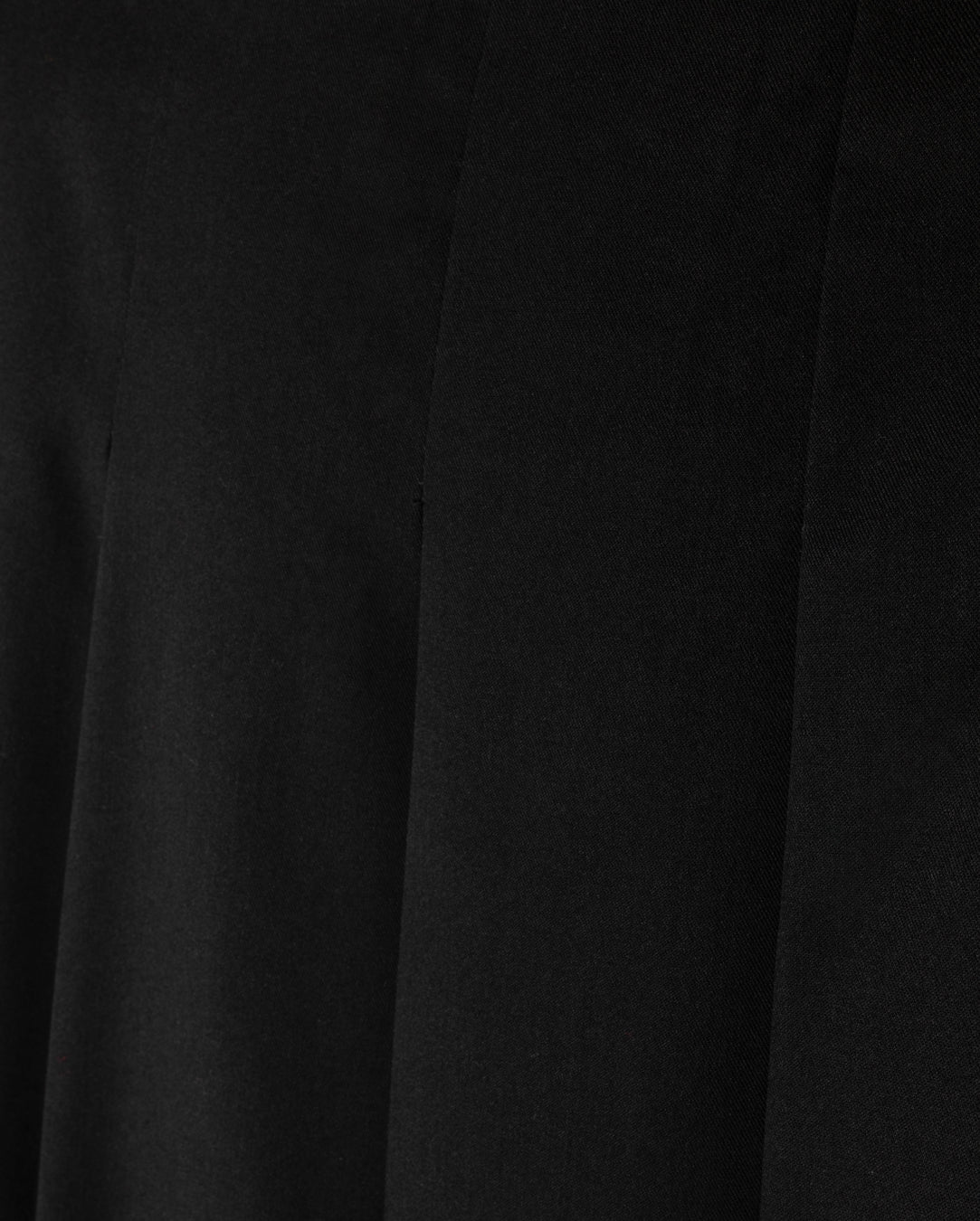 Oversized Wool Pleat Skirt