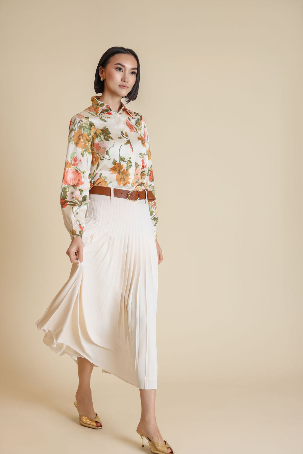 Thin Flowy Pleated Skirt