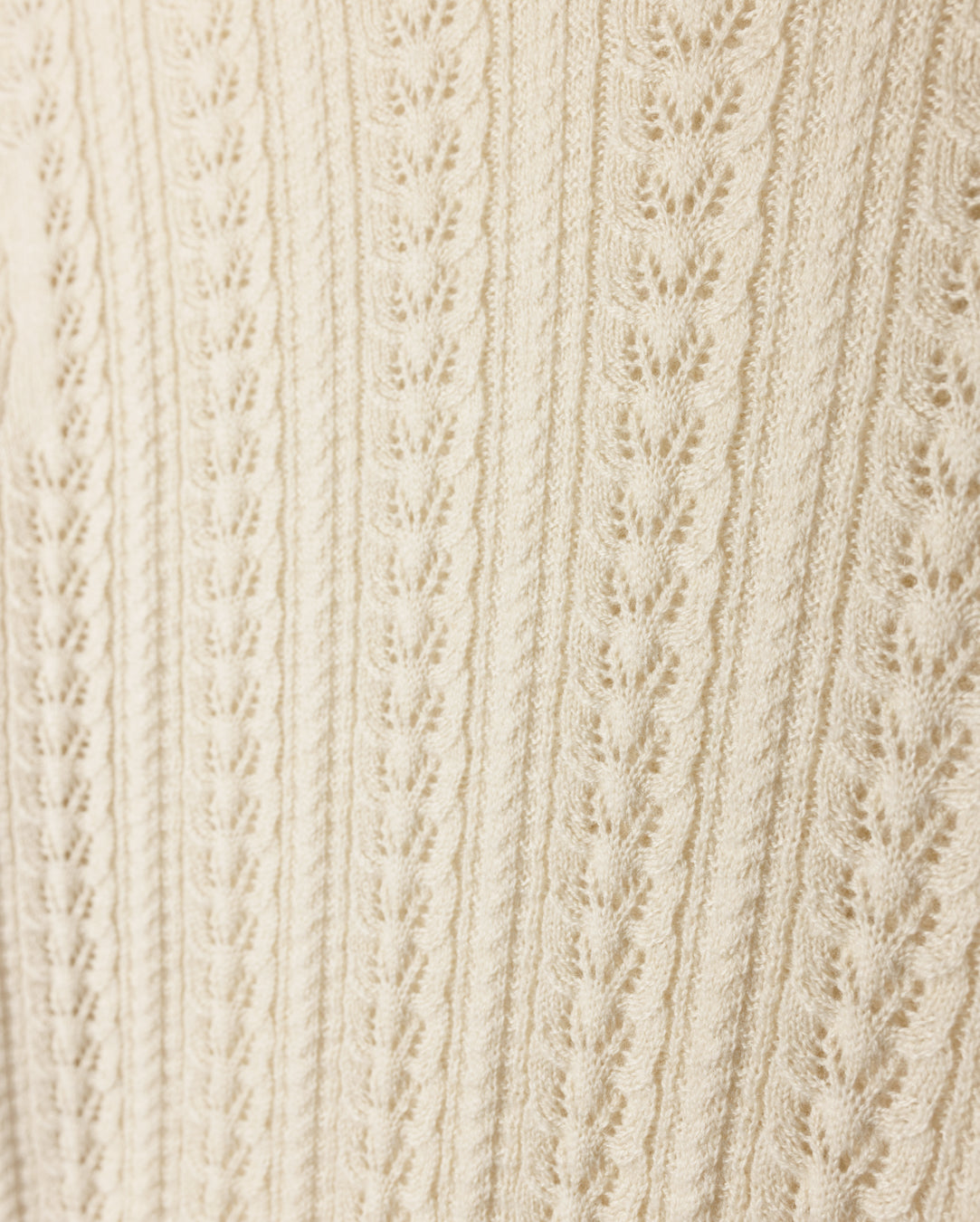 Dainty Detailed Turtleneck