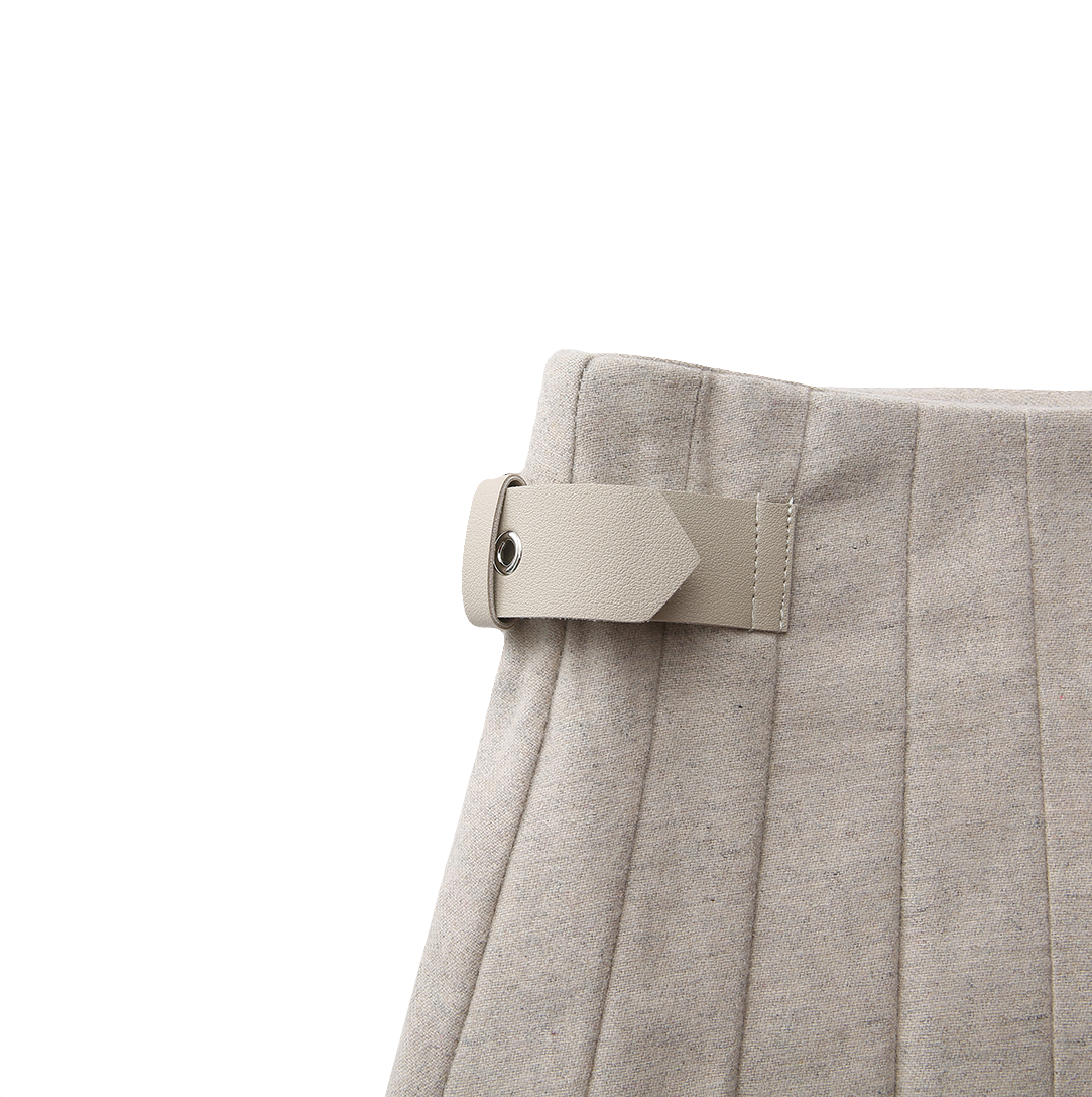 Side Pleat Wool Skirt