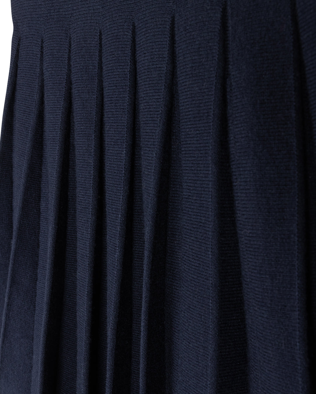 Detail Seam Top Knit Pleated Skirt