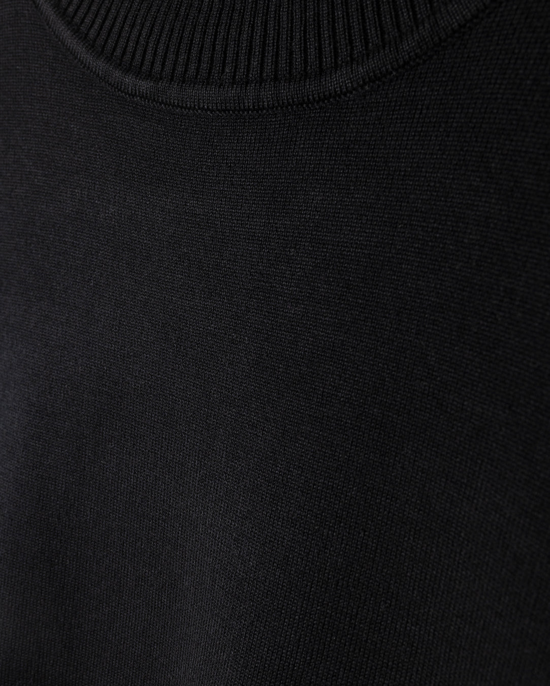 Knit Molo Mock Neck