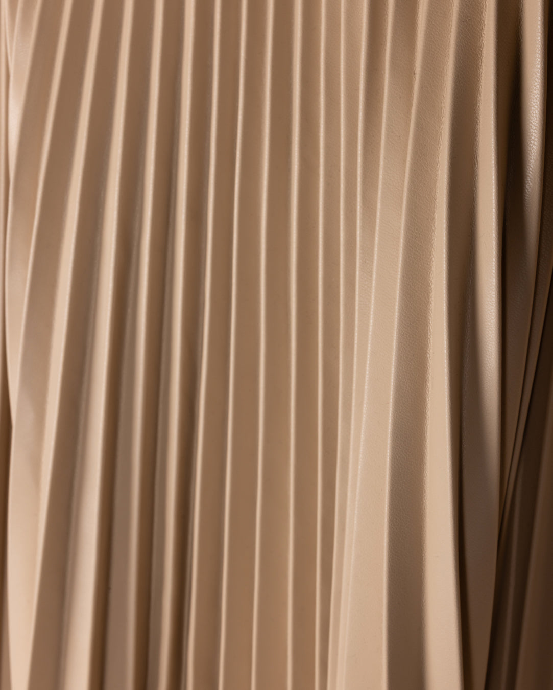 Doby Leather Pleat Skirt