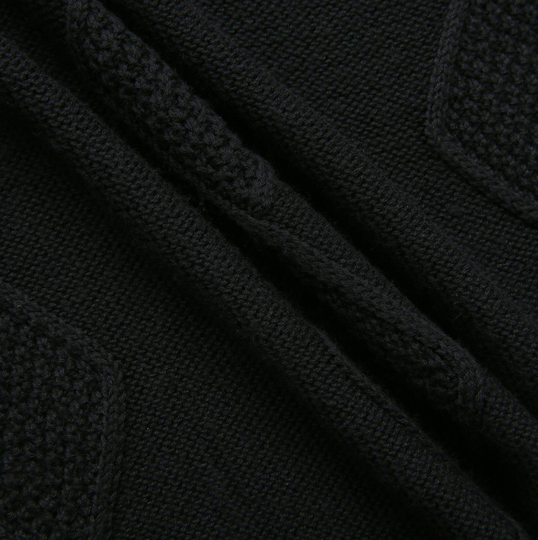 Diamond Detail Knit Crewneck Sweater