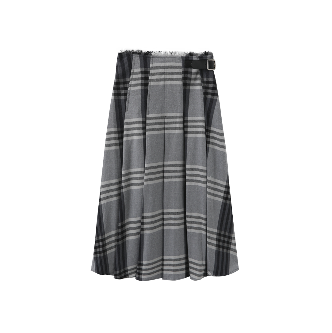 Plaid Raw Edge Buckle Skirt