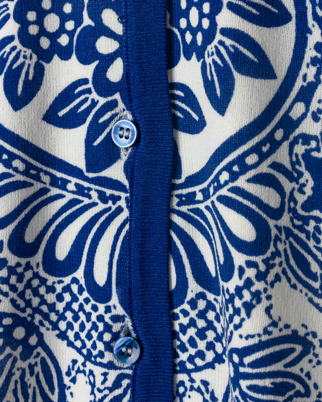 Thin Knit Cropped Cardigan - Junees