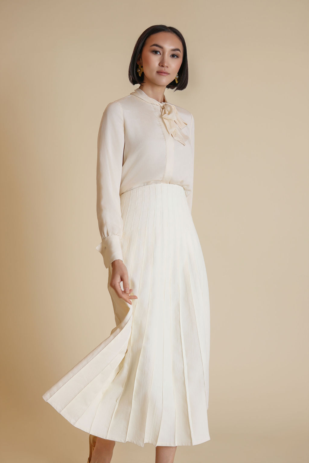 White Pleated Skirt - Junees