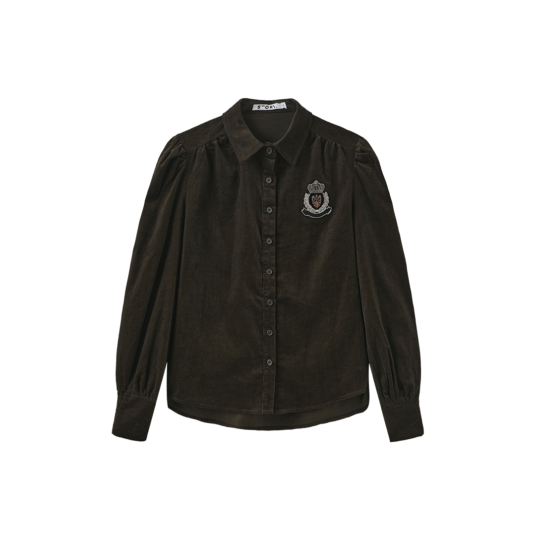 Collared Crest Blouse