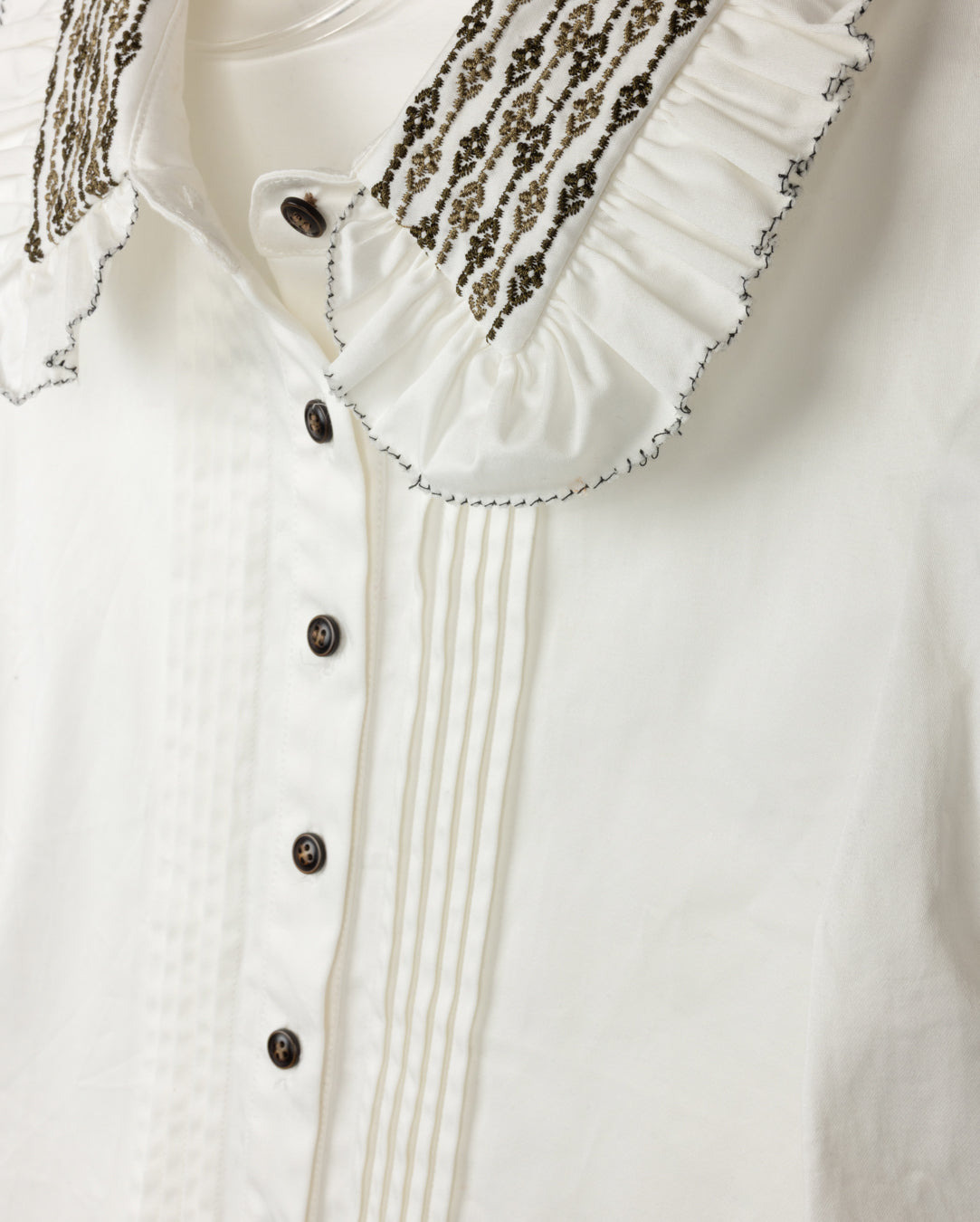 Stare Embroidered collared Blouse