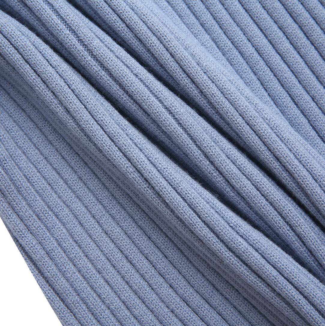 Wide Ribbed Knit Turtleneck