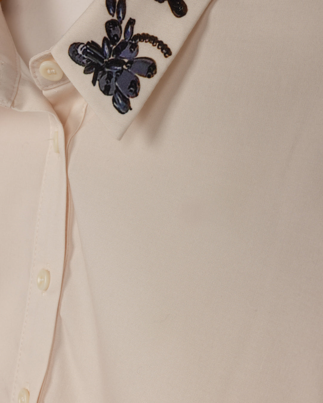 Tep Detailed Collar Blouse - Junees