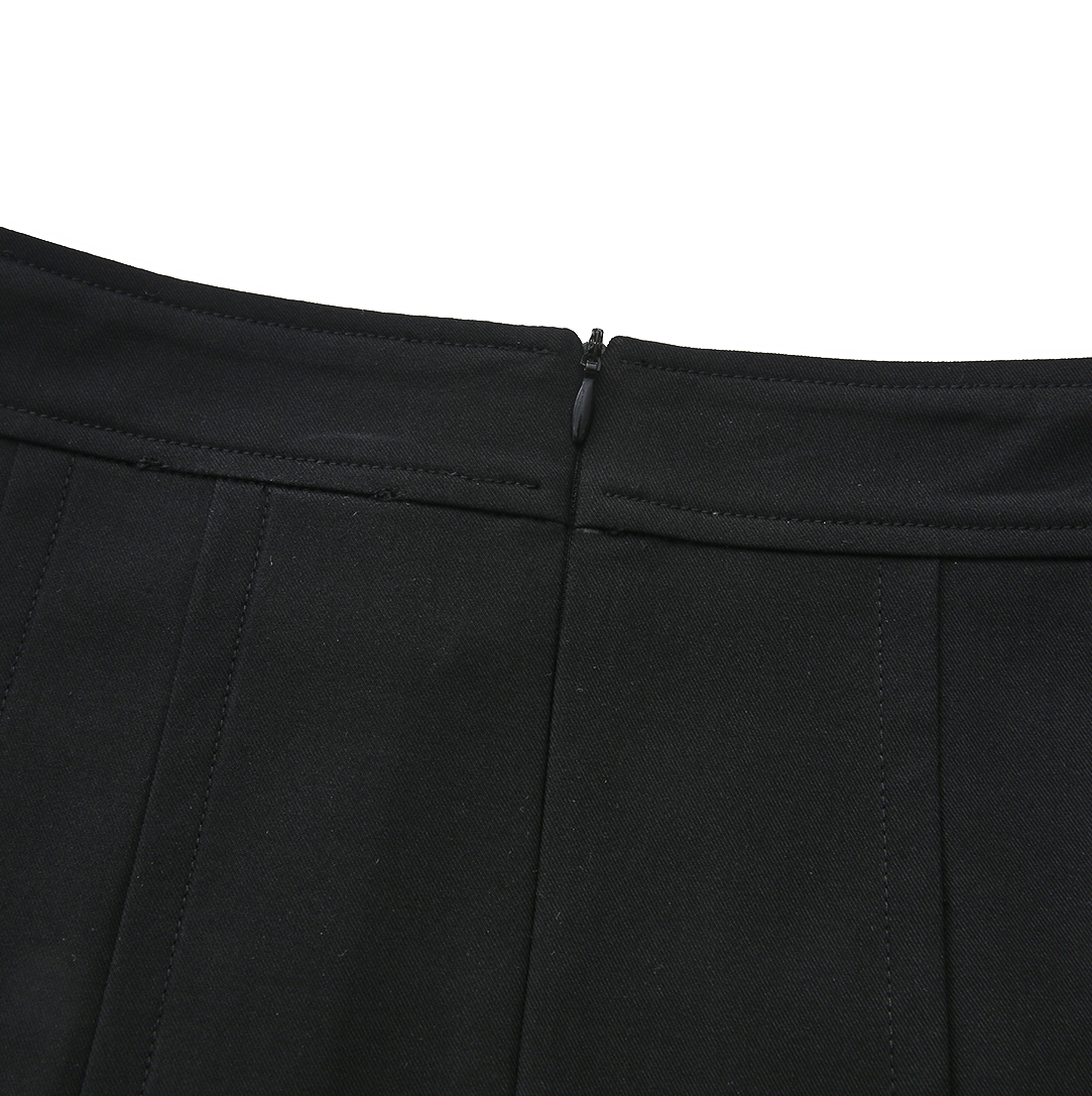 Center Pleat Wool Pocket Skirt