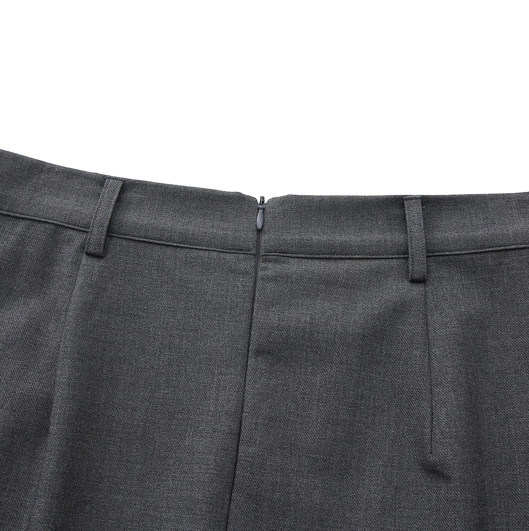 Stitch Kick Pleat Skirt