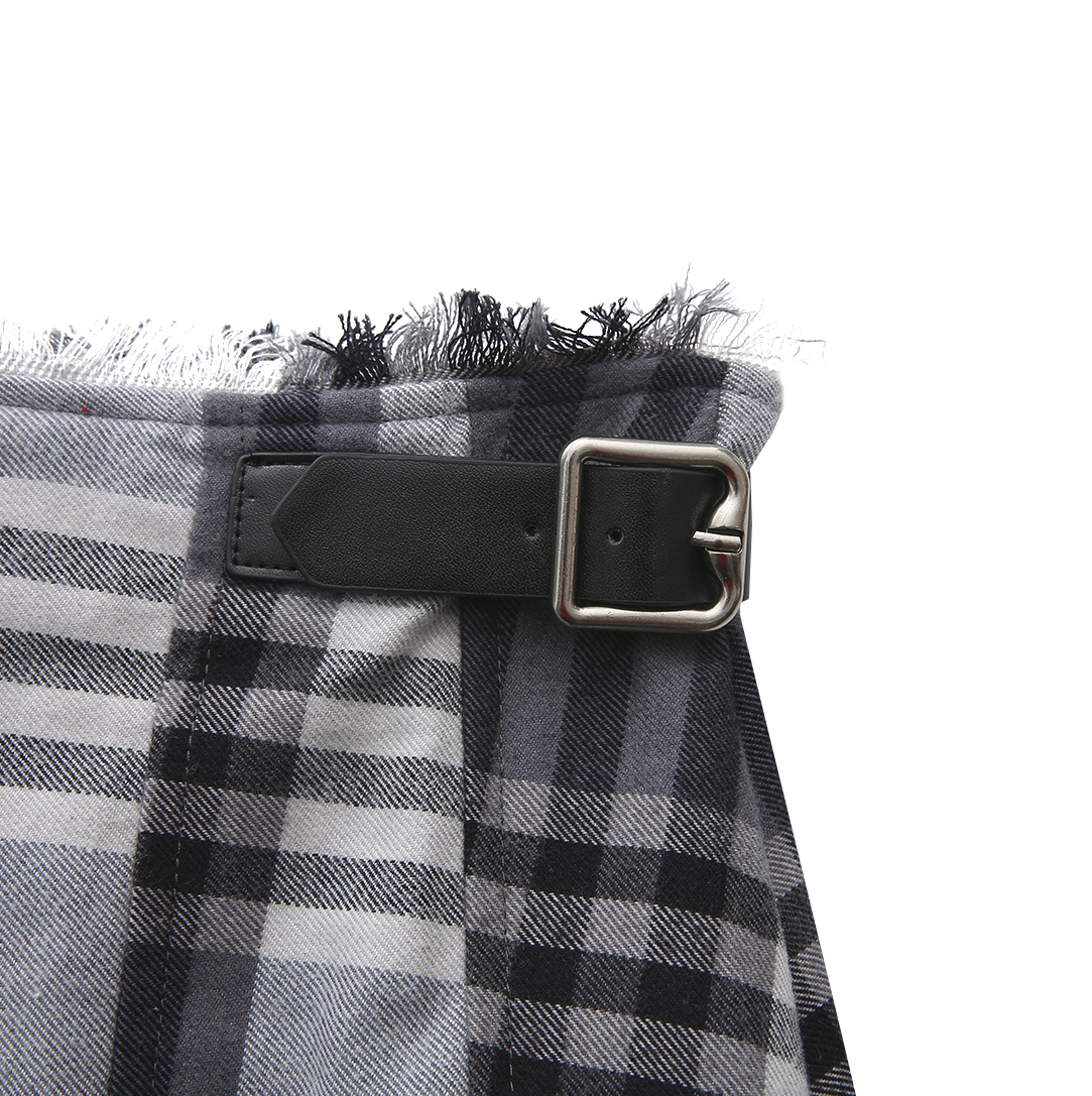 Plaid Raw Edge Buckle Skirt