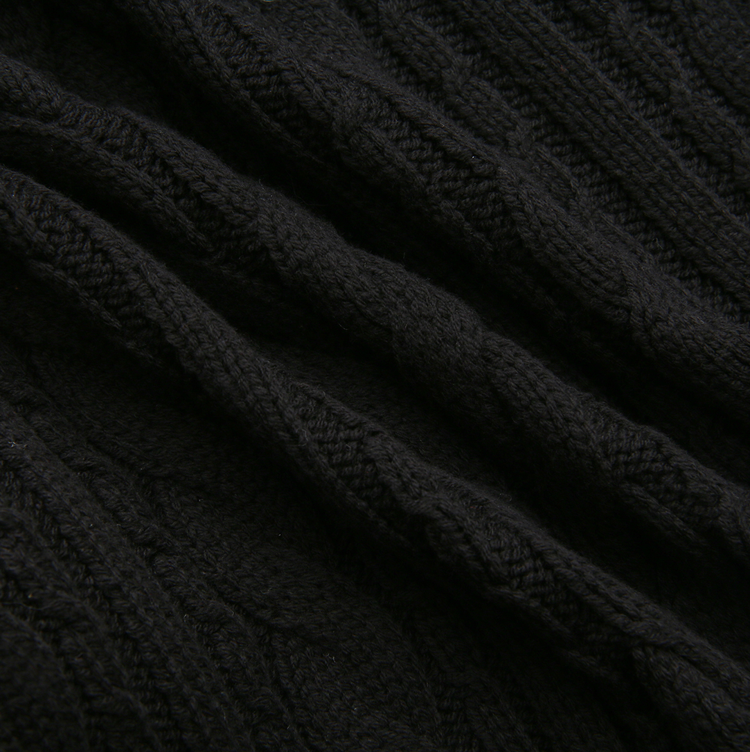 Cable Knit Thick Sweater