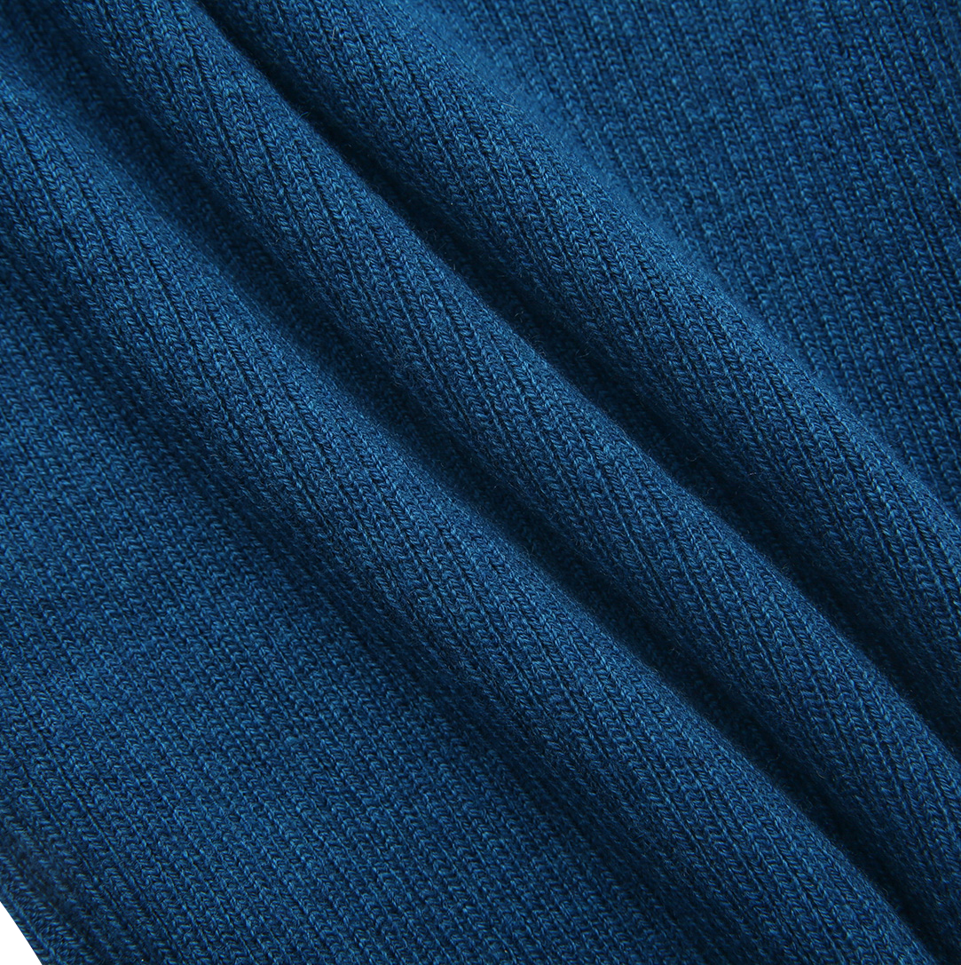 Ribbed Fine Crest Turtlneck