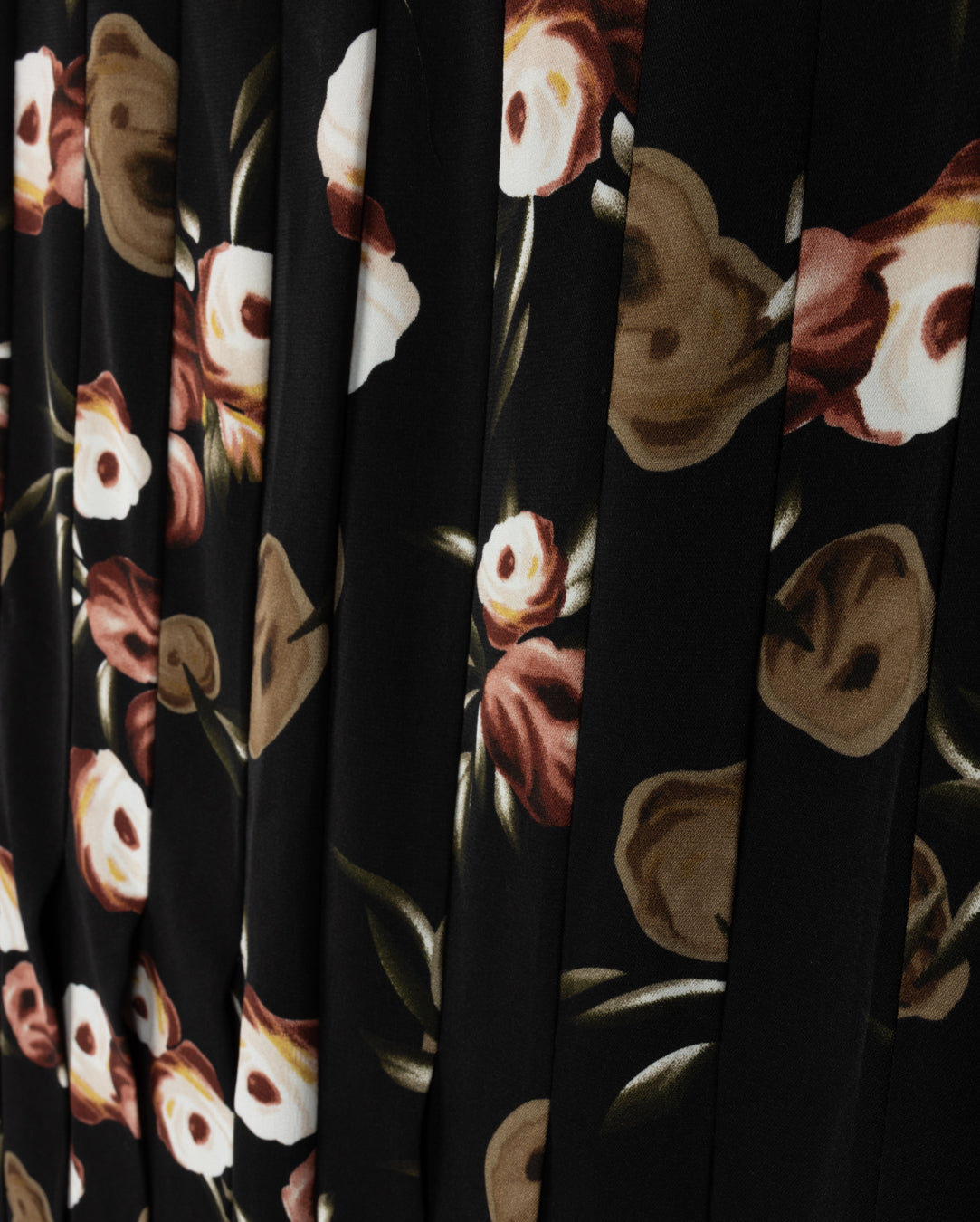 Drop Box Pleat Floral Skirt