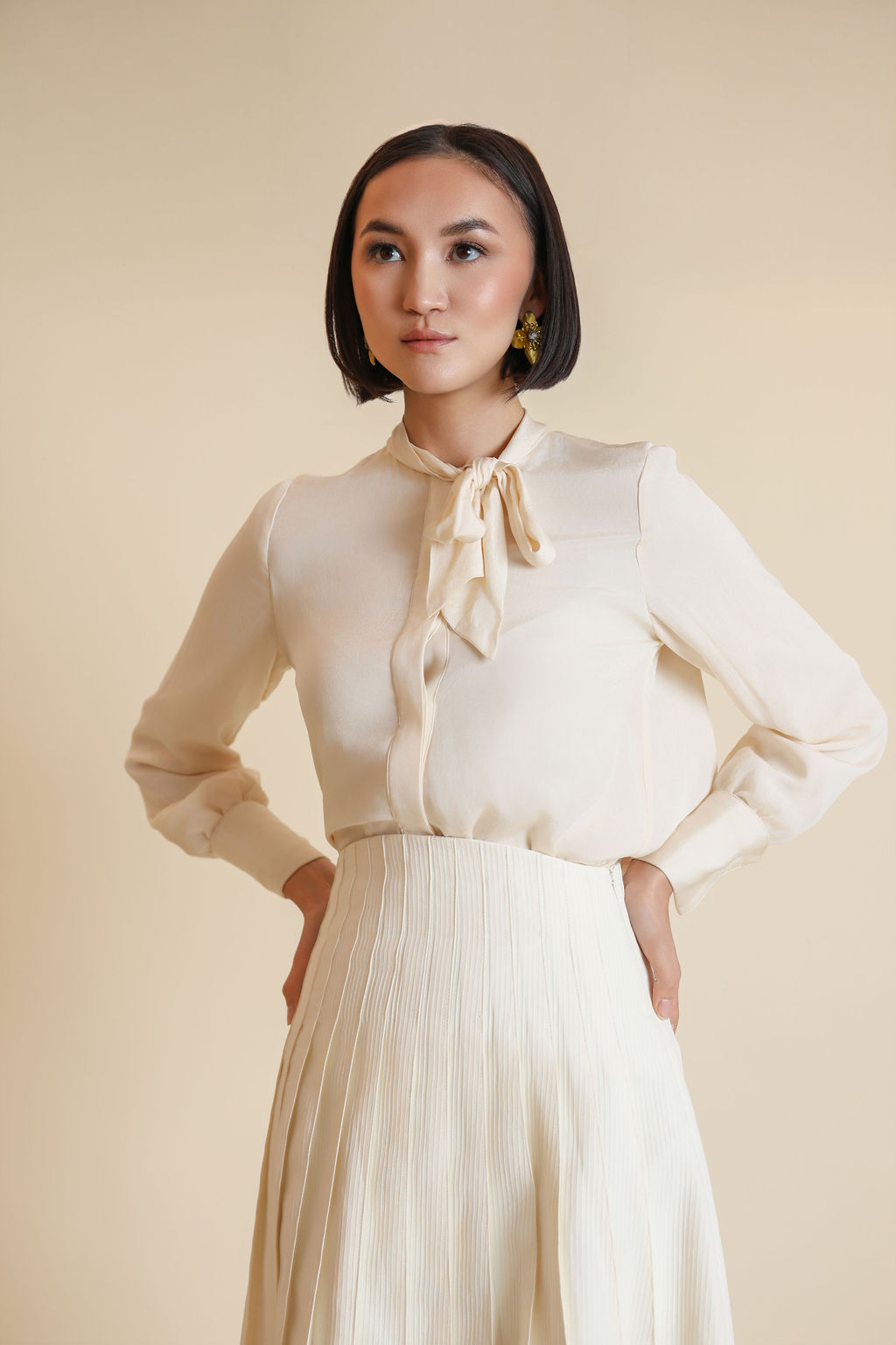 White Pleated Skirt - Junees