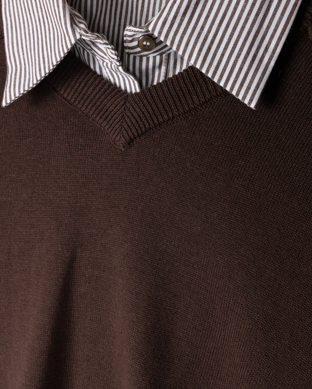 Knit V-neck Seam Sweater