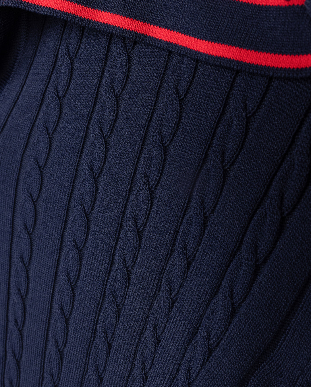 Wing Collar Knit Top